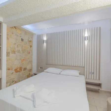 Apartment Halkeon Suites By Travelpro Services - Nea Flogita Halkidiki *
