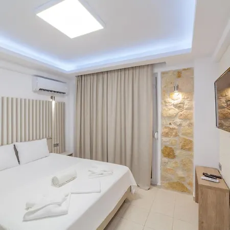 Halkeon Suites By Travelpro Services - Nea Flogita Halkidiki Appartamento Flogita