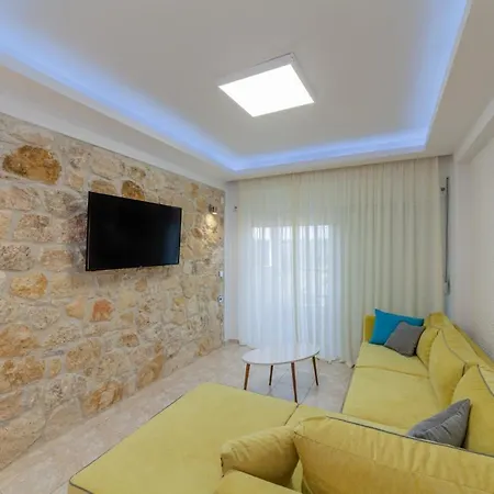 Halkeon Suites By Travelpro Services - Nea Flogita Halkidiki Appartamento Flogita