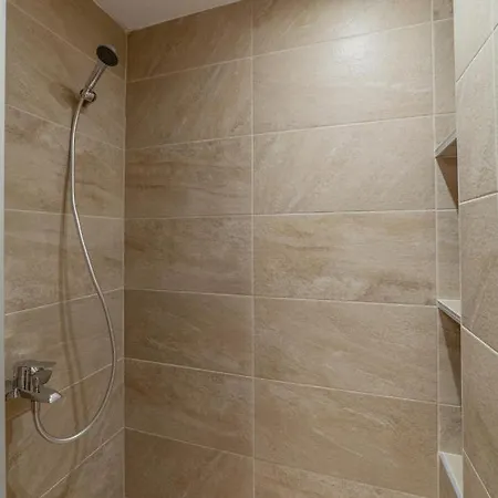 Halkeon Suites By Travelpro Services - Nea Flogita Halkidiki Apartment