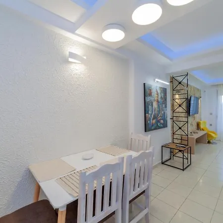 Halkeon Suites By Travelpro Services - Nea Flogita Halkidiki Apartment